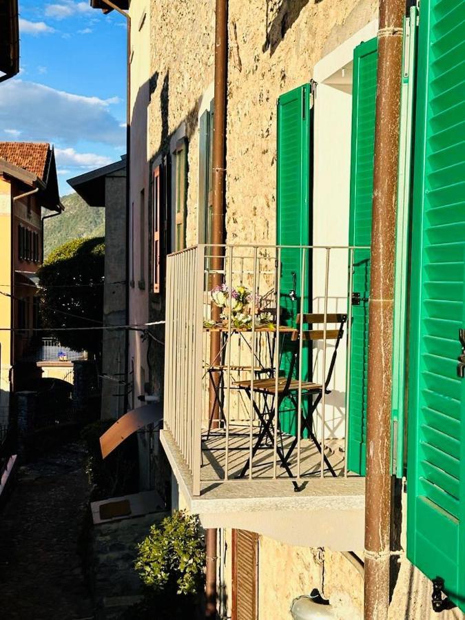 Casa Caterina Lägenhet Lezzeno Exteriör bild