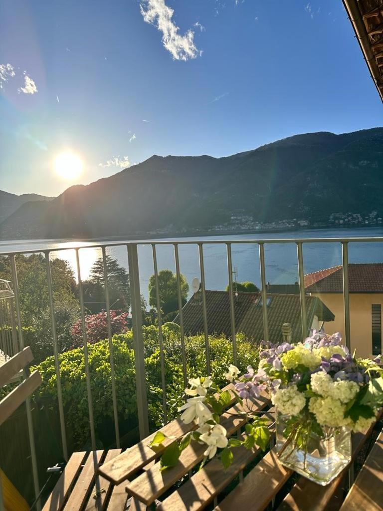 Casa Caterina Lägenhet Lezzeno Exteriör bild