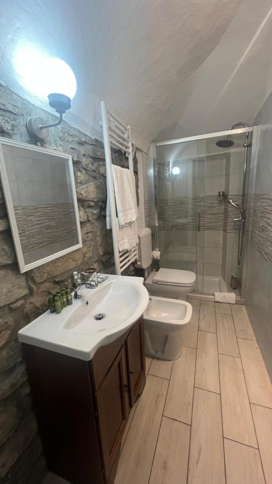 Casa Caterina Lägenhet Lezzeno Exteriör bild