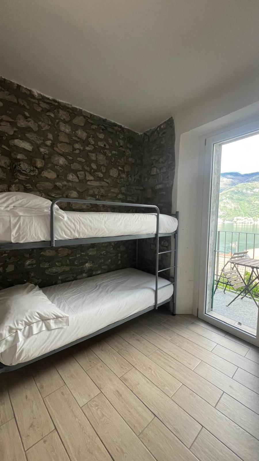 Casa Caterina Lägenhet Lezzeno Exteriör bild