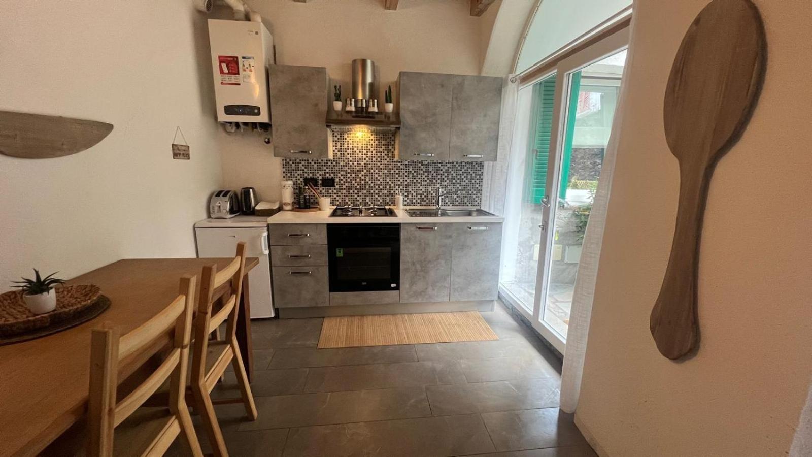 Casa Caterina Lägenhet Lezzeno Exteriör bild